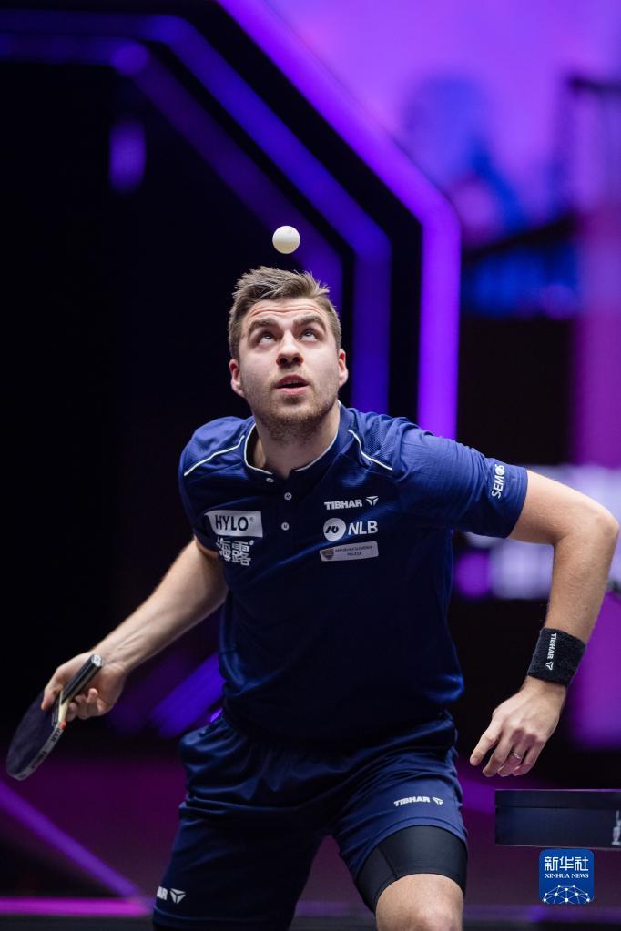 从而在未来 从而在未来