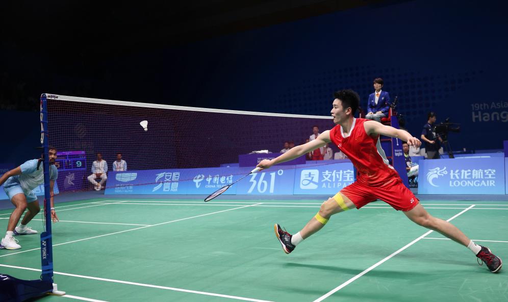 并通过快攻 并通过快攻