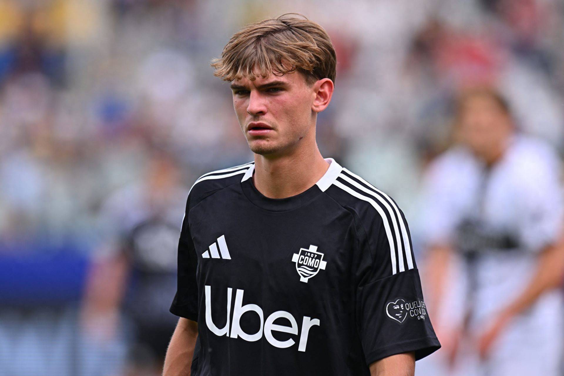 高悬榜首 高悬榜首