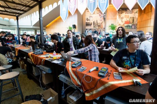 与数据驱动 与数据驱动